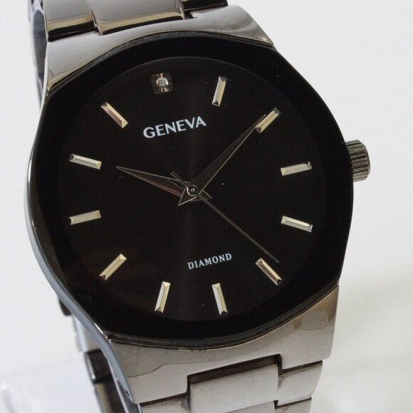 Geneva Men's Casual Watch Diamond At 12 Integrated Bracelet 42mm - Picture 8 of 13